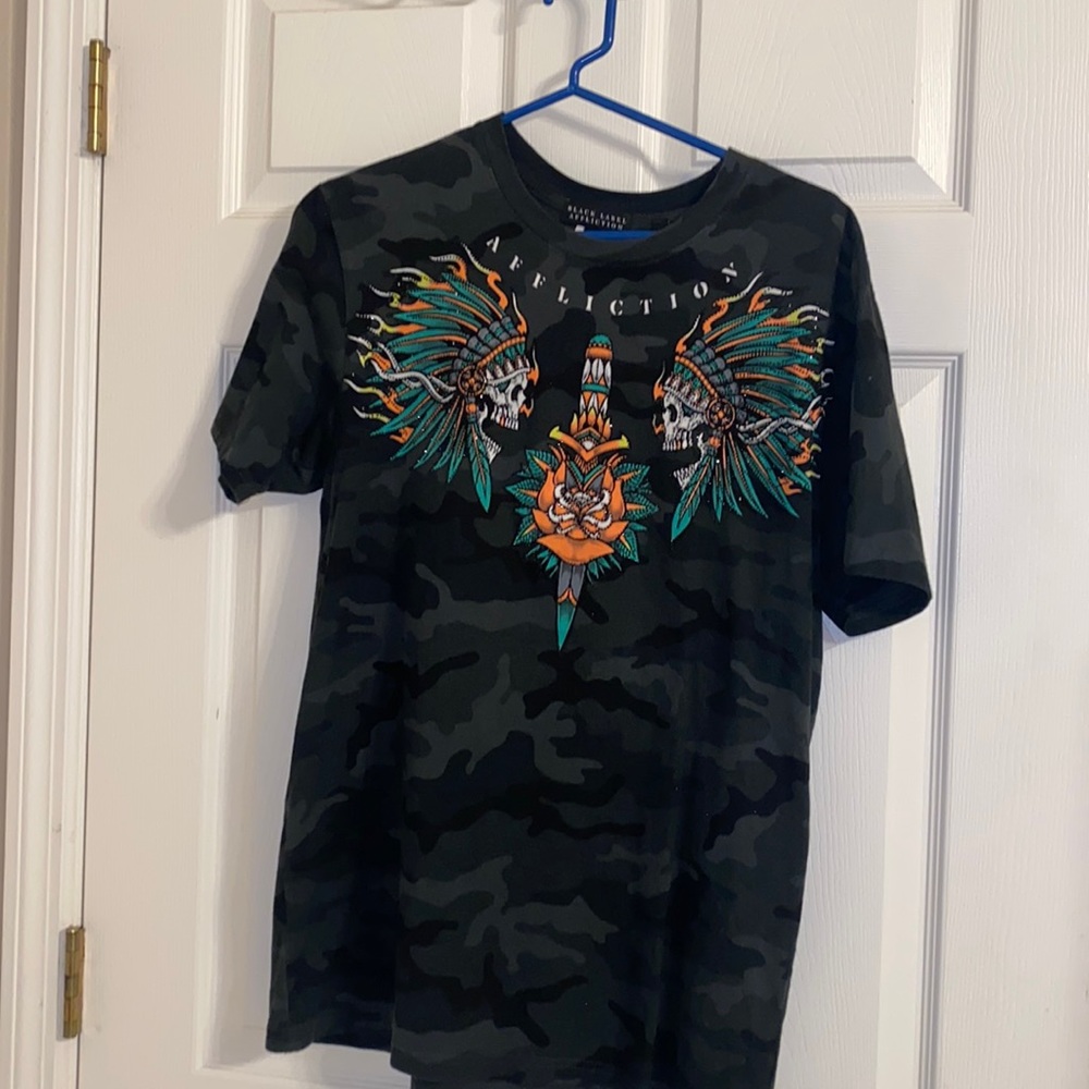 Black label affliction size medium